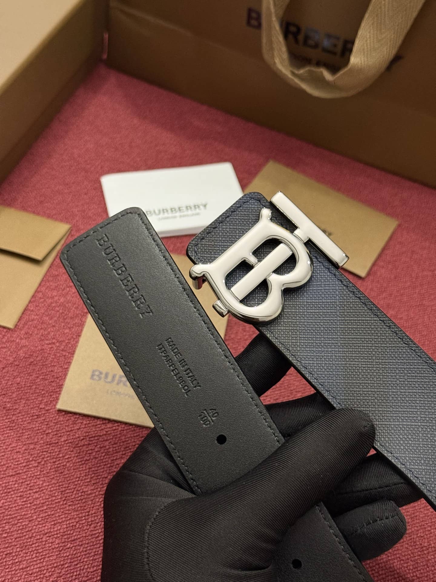 Burberry Belt-015